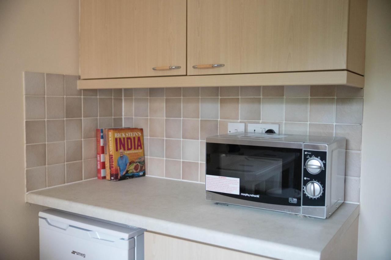 אדינבורו South Groathill - Lovely 2 Bed With Castle View מראה חיצוני תמונה